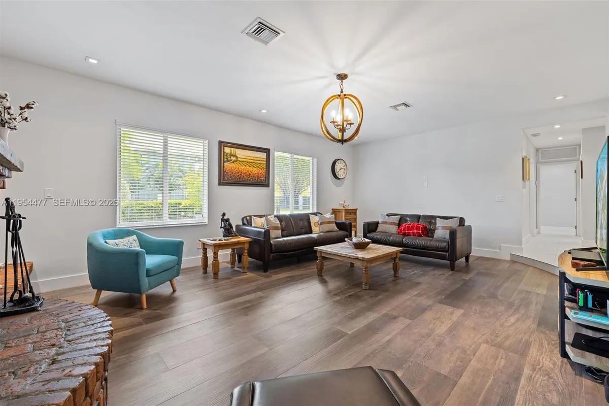 7980 SW 108th St, Miami FL 33156