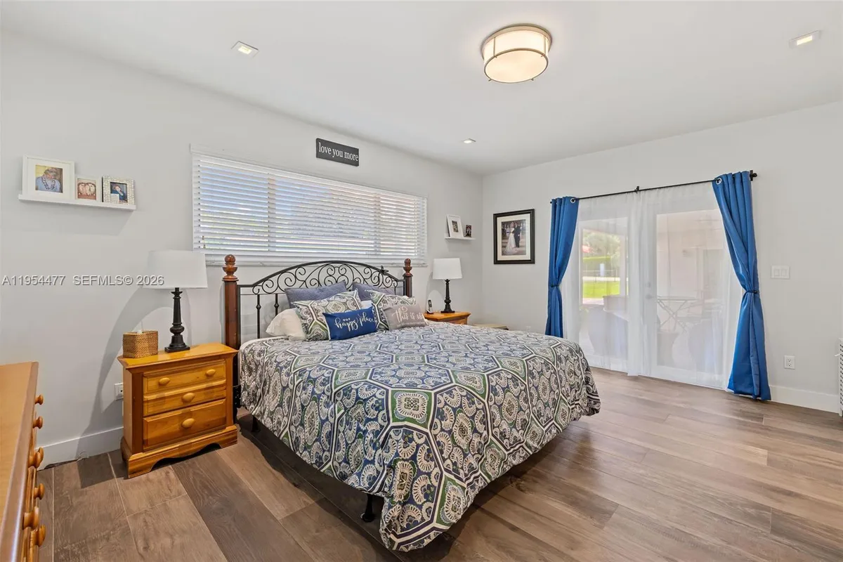 7980 SW 108th St, Miami FL 33156