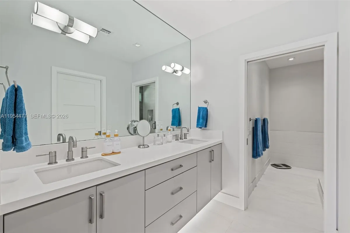 7980 SW 108th St, Miami FL 33156