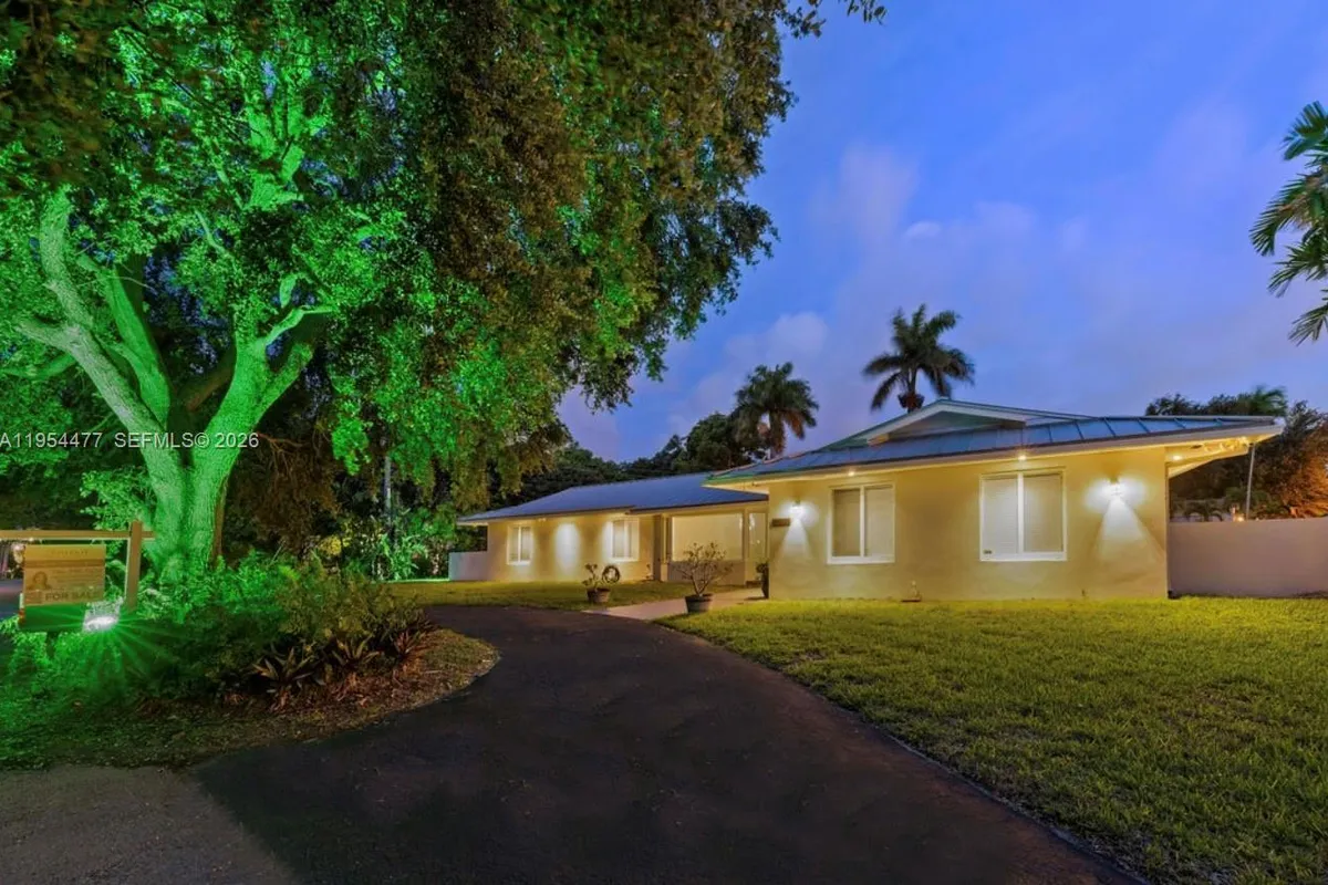 7980 SW 108th St, Miami FL 33156