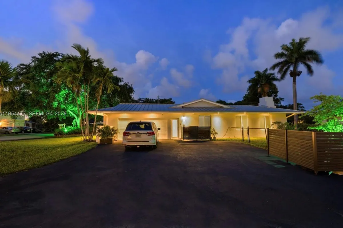 7980 SW 108th St, Miami FL 33156