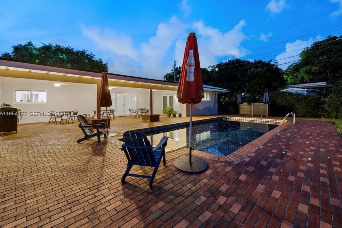 7980 SW 108th St, Miami FL 33156