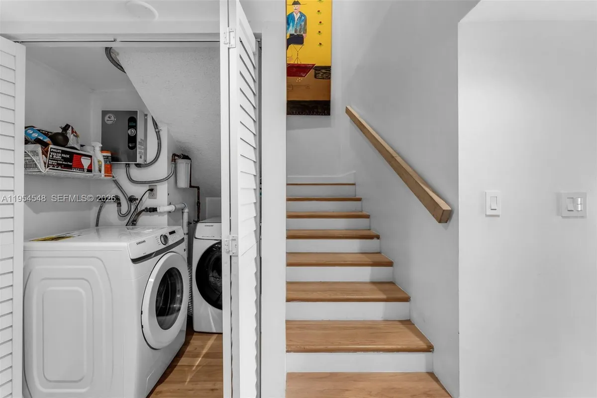 6611 SW 72nd St # 38, South Miami FL 33143