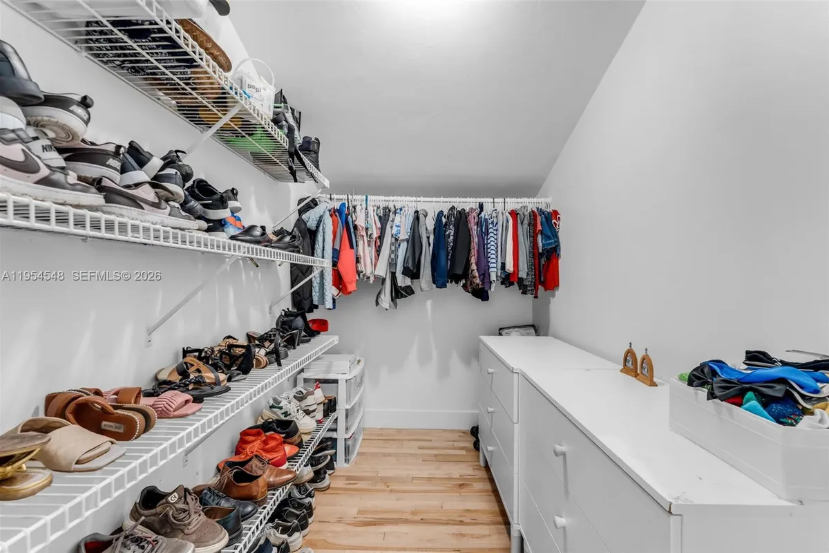 6611 SW 72nd St # 38, South Miami FL 33143