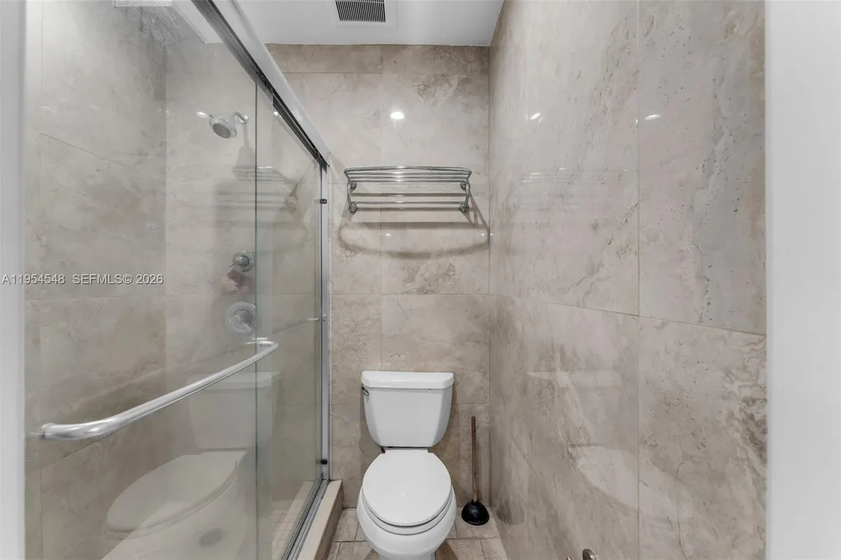 6611 SW 72nd St # 38, South Miami FL 33143