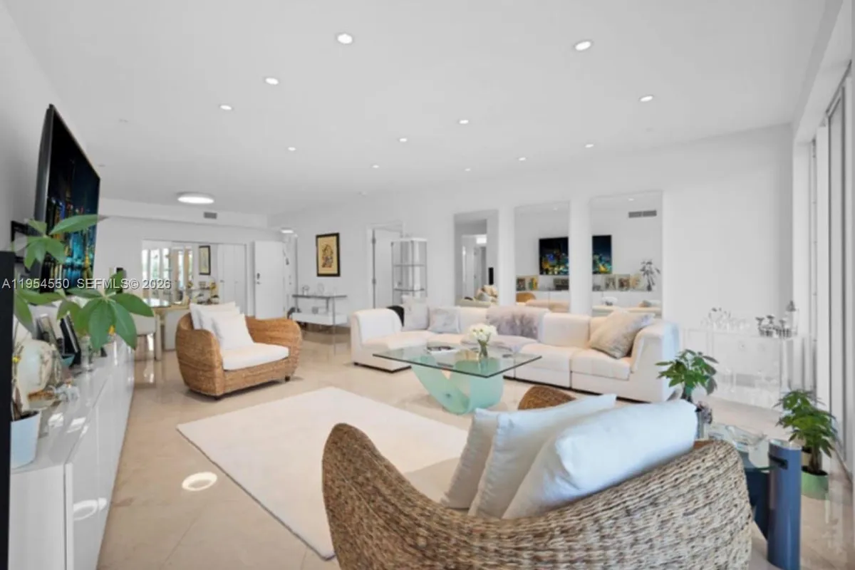 9601 Collins Ave # 403, Bal Harbour FL 33154