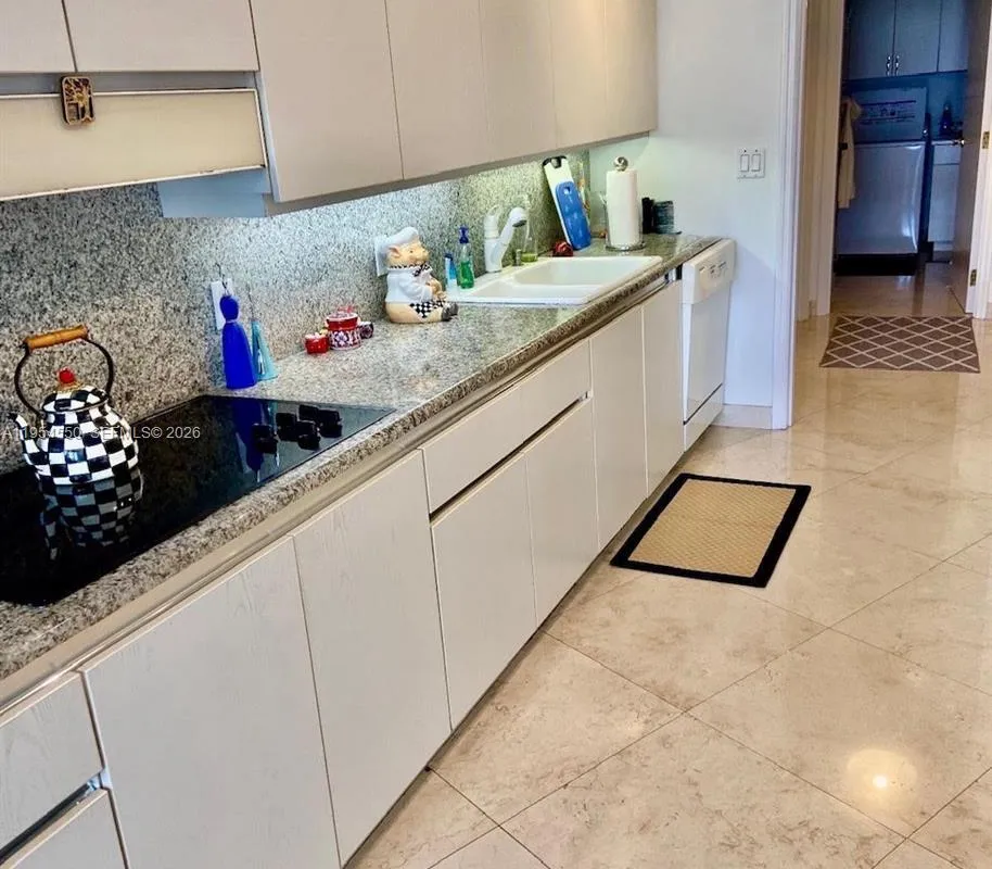 9601 Collins Ave # 403, Bal Harbour FL 33154