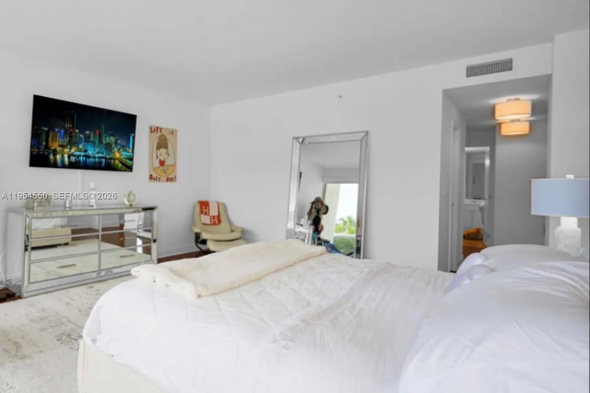 9601 Collins Ave # 403, Bal Harbour FL 33154