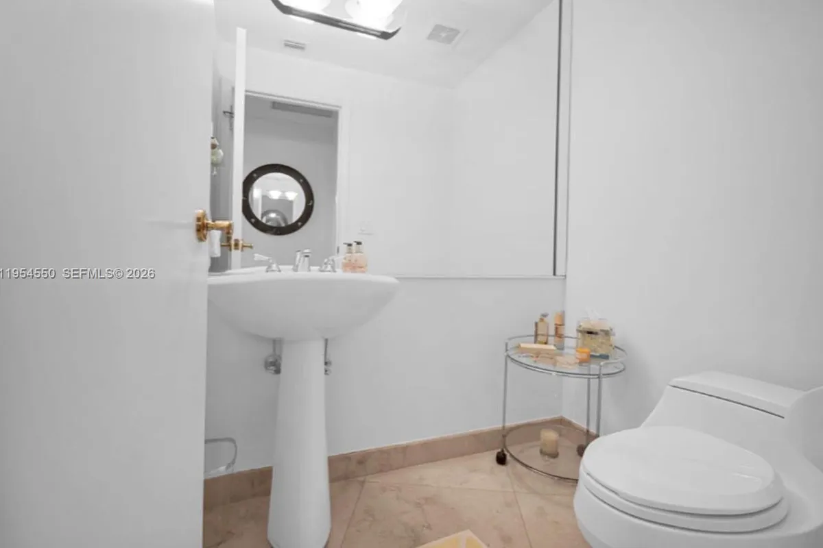 9601 Collins Ave # 403, Bal Harbour FL 33154