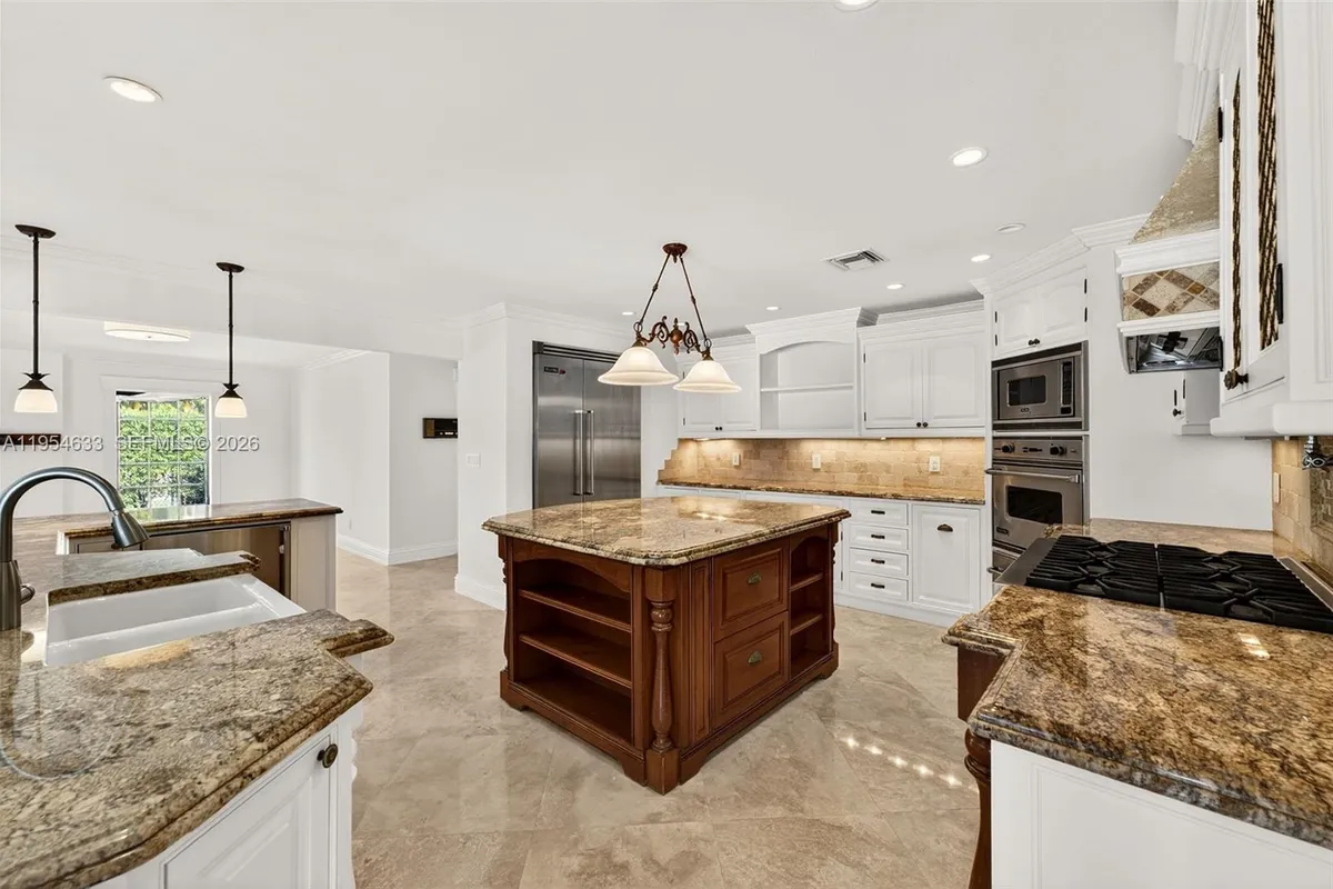 3000 SW 130th Ave, Miami FL 33175