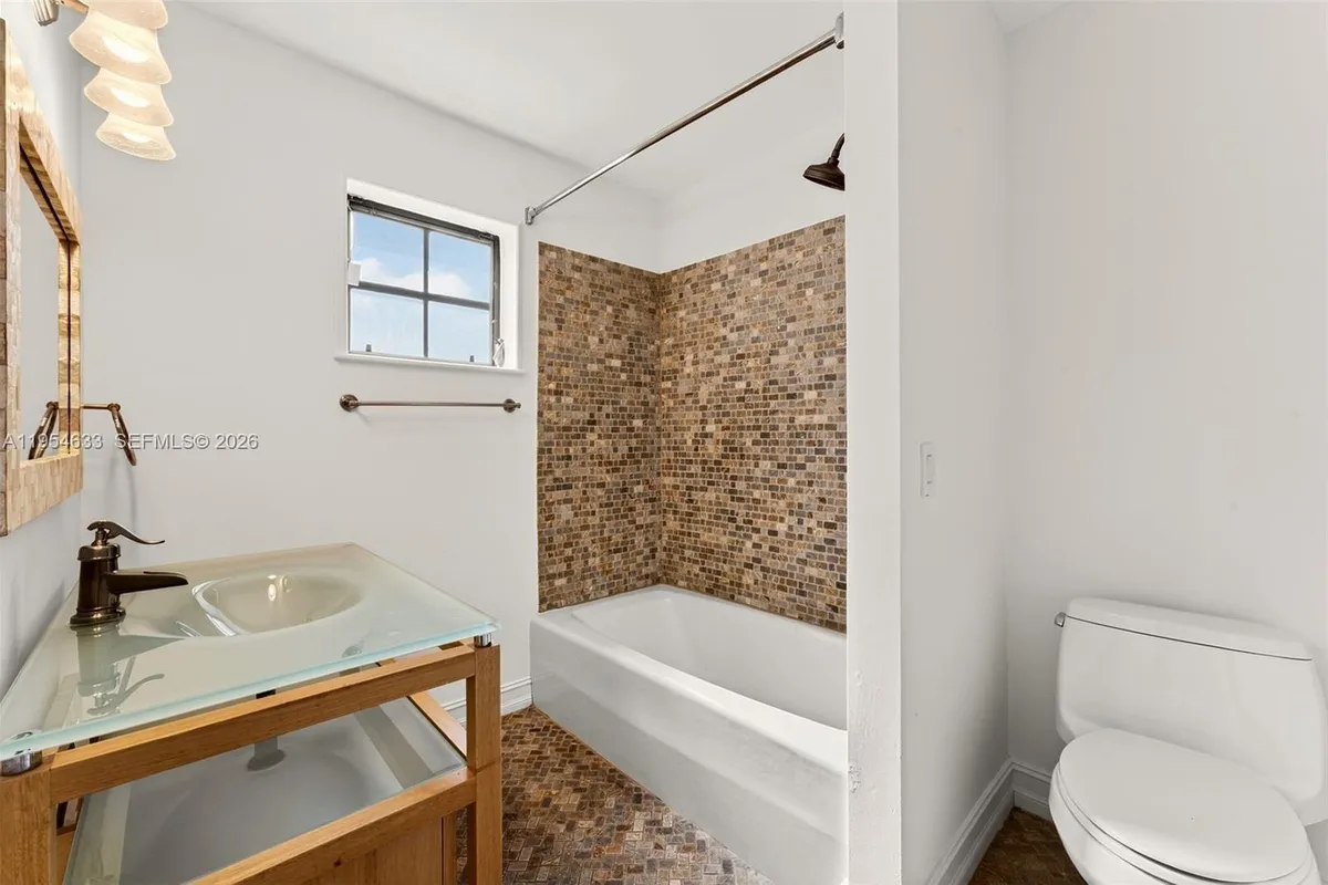 3000 SW 130th Ave, Miami FL 33175