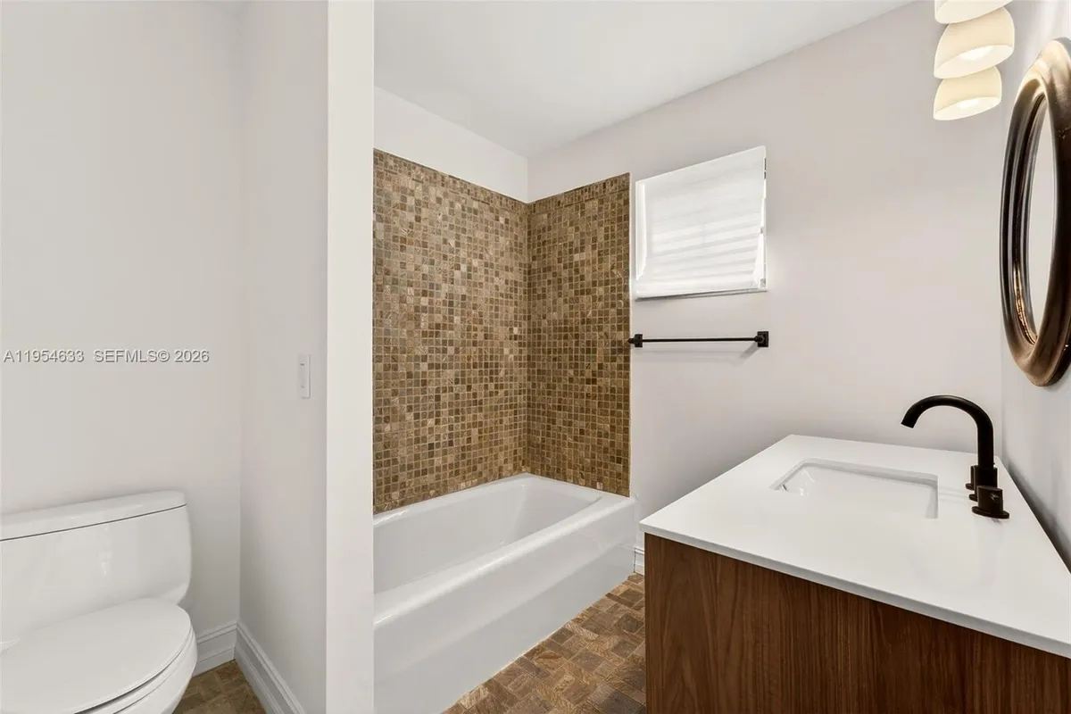 3000 SW 130th Ave, Miami FL 33175