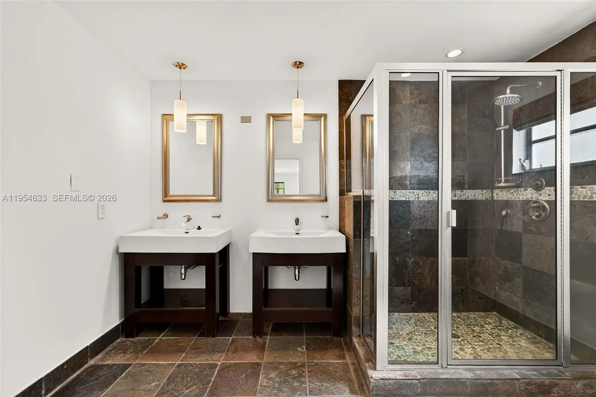 3000 SW 130th Ave, Miami FL 33175