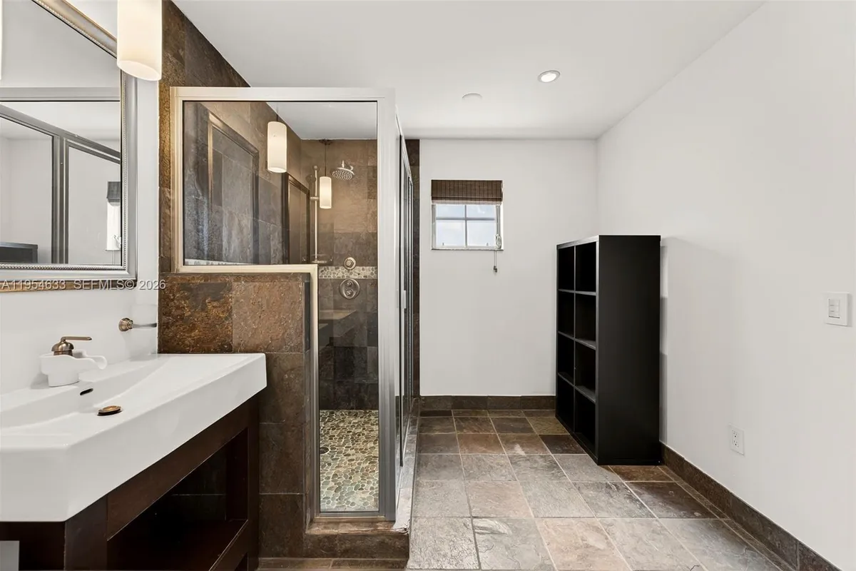 3000 SW 130th Ave, Miami FL 33175