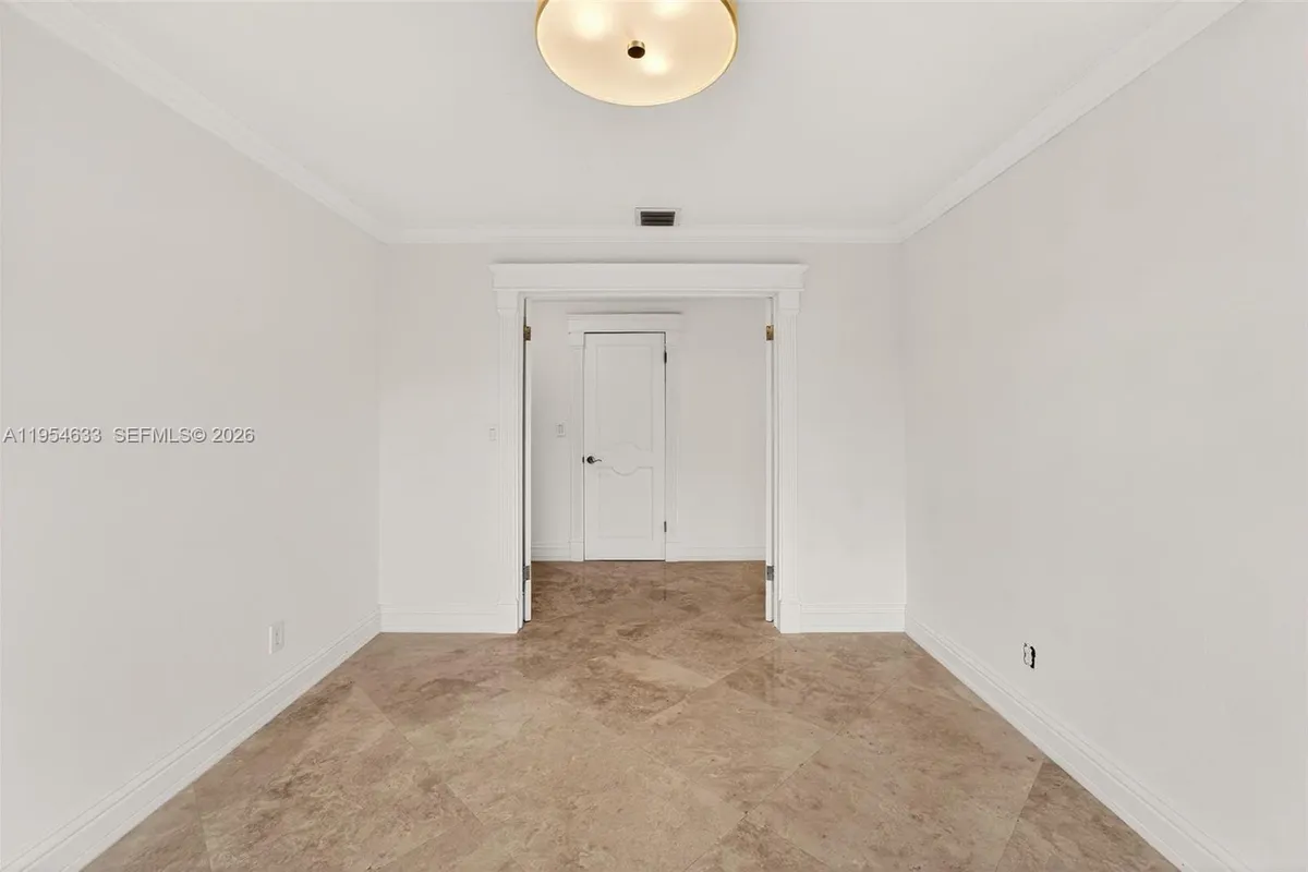 3000 SW 130th Ave, Miami FL 33175