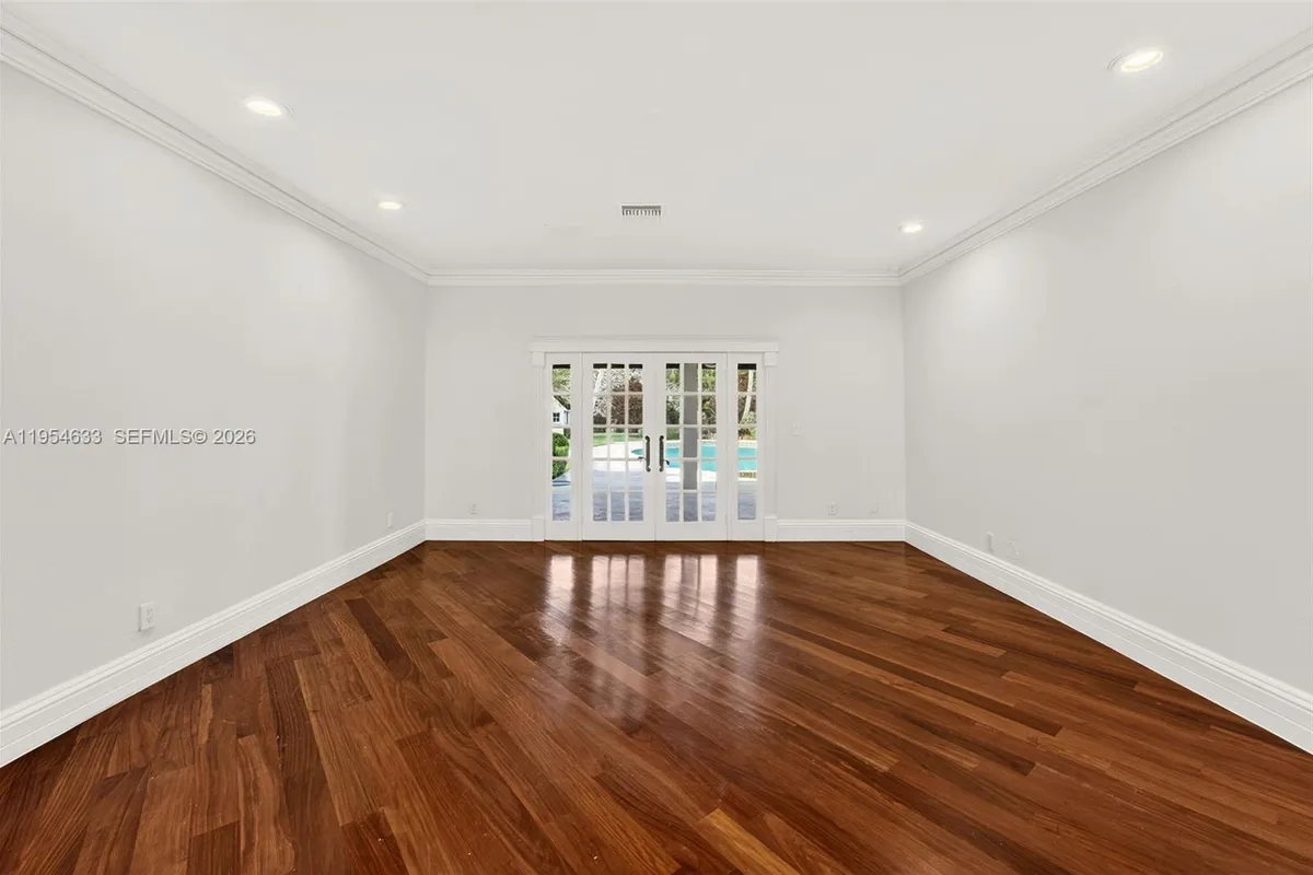 3000 SW 130th Ave, Miami FL 33175