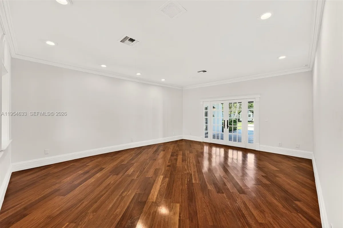 3000 SW 130th Ave, Miami FL 33175