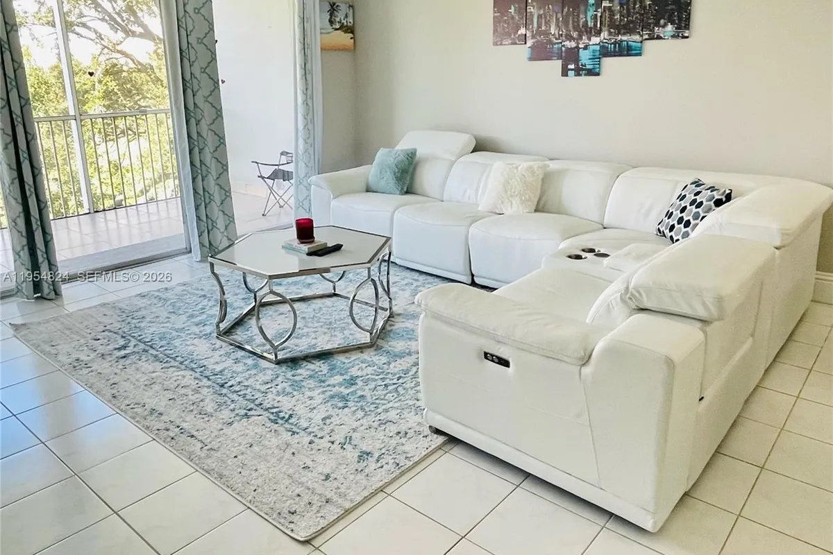 2651 S Course Dr # 410, Pompano Beach FL 33069