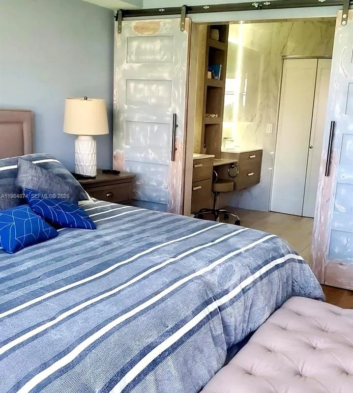 3600 Mystic Pointe Dr # 913, Aventura FL 33180