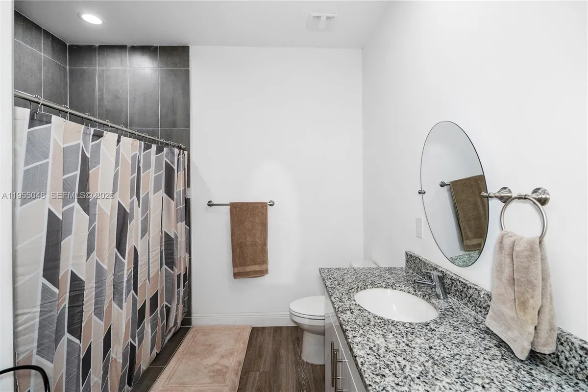 8031 Sandy Cir, La Belle FL 33935