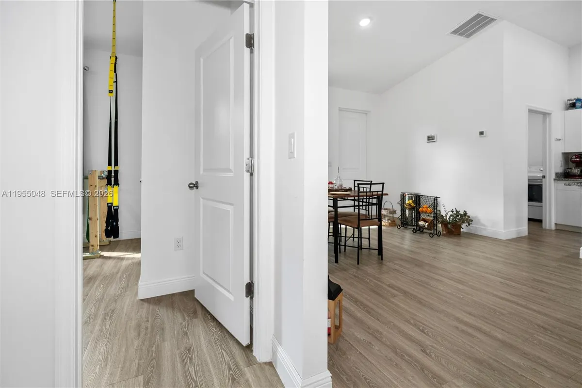 8031 Sandy Cir, La Belle FL 33935