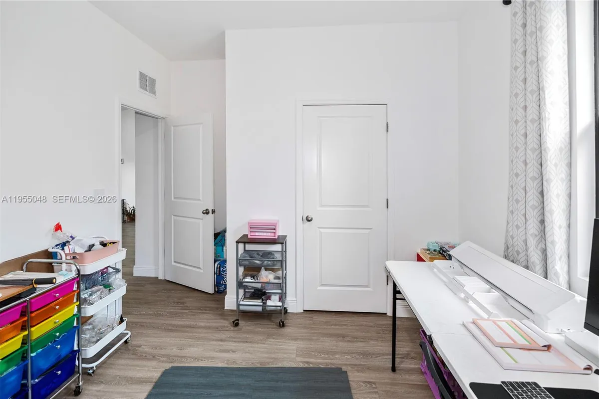 8031 Sandy Cir, La Belle FL 33935