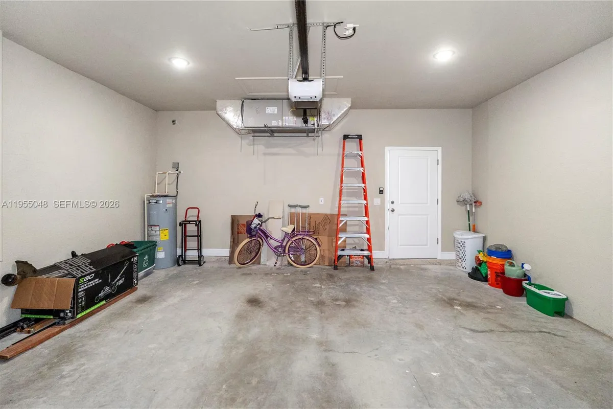 8031 Sandy Cir, La Belle FL 33935