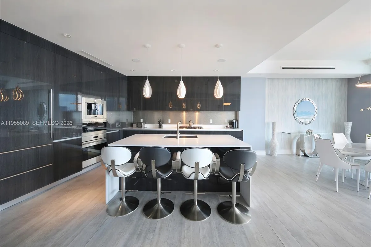 3300 NE 188th St # 315, Aventura FL 33180