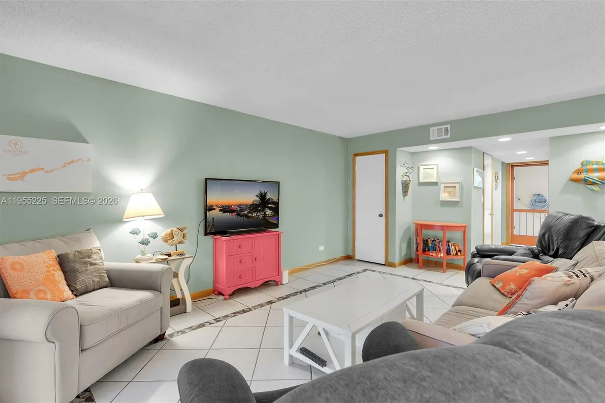 423 Sombrero Beach Rd # 9, Marathon FL 33050