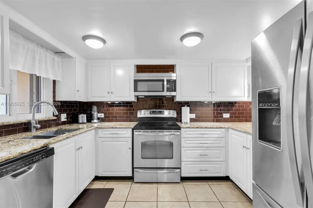 423 Sombrero Beach Rd # 9, Marathon FL 33050