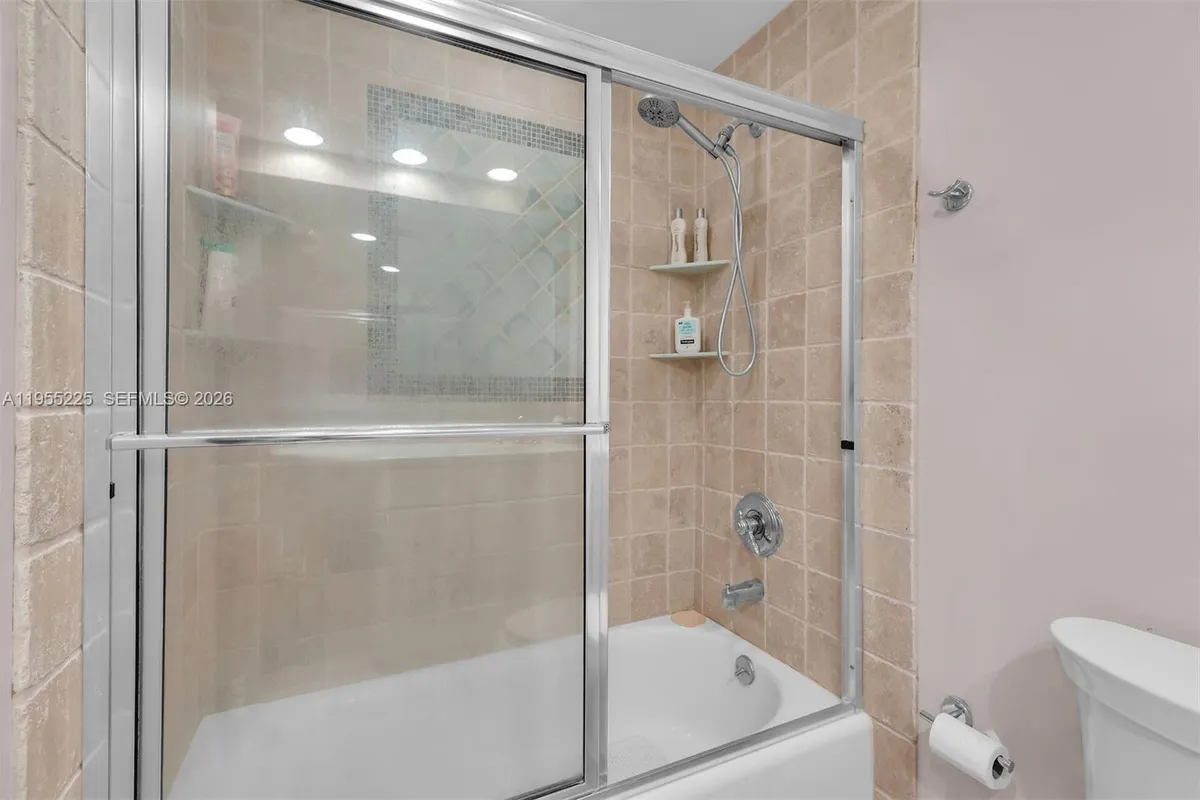 423 Sombrero Beach Rd # 9, Marathon FL 33050