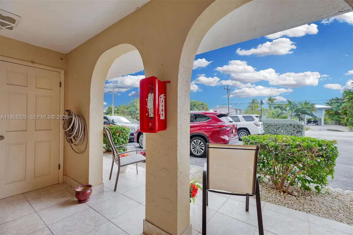 423 Sombrero Beach Rd # 9, Marathon FL 33050