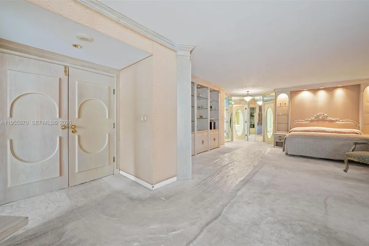 10155 Collins Ave # 909, Bal Harbour FL 33154