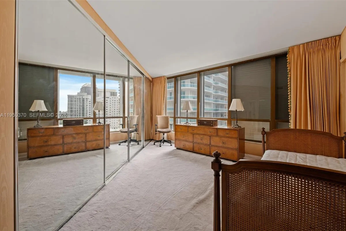 10155 Collins Ave # 909, Bal Harbour FL 33154