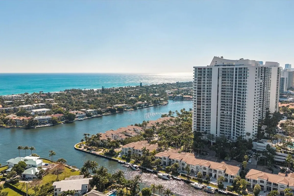 21200 Point Pl # 504, Aventura FL 33180