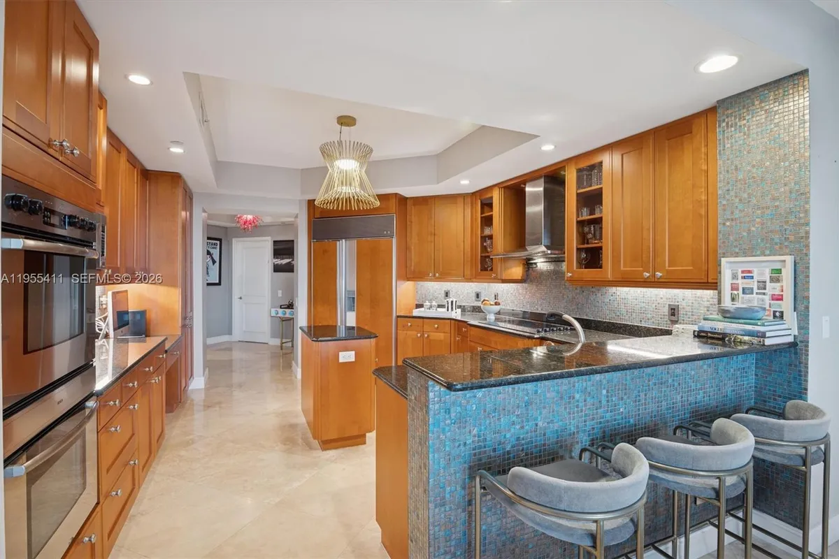 21200 Point Pl # 504, Aventura FL 33180