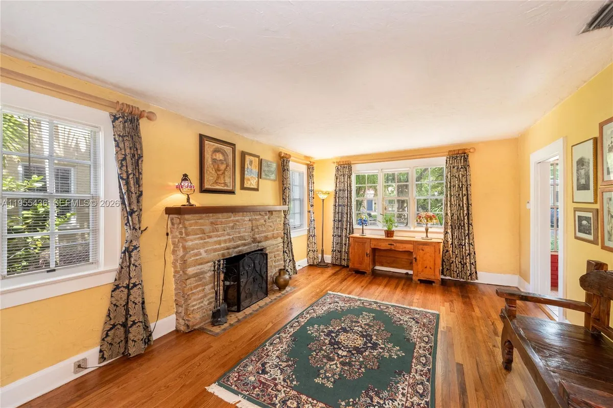 1256 Algeria Ave, Coral Gables FL 33134