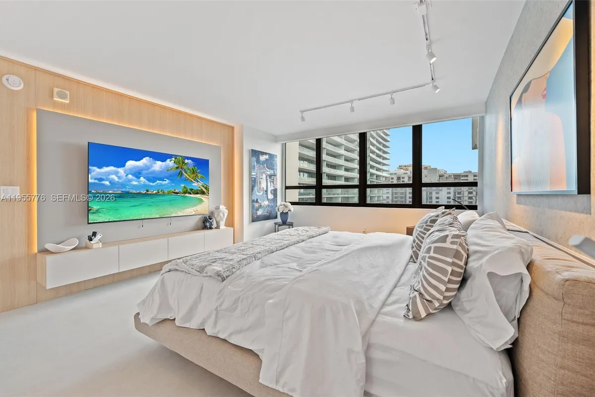 10205 Collins Ave # 1203, Bal Harbour FL 33154