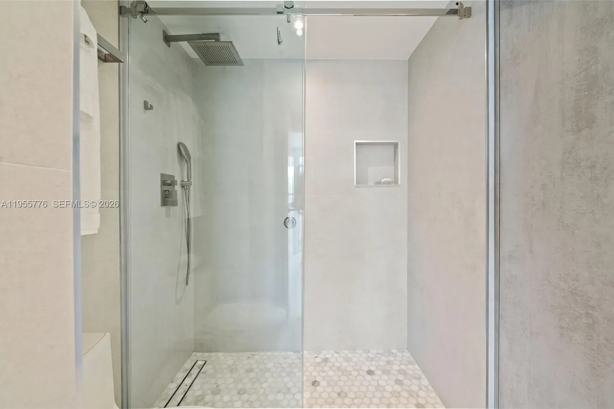 10205 Collins Ave # 1203, Bal Harbour FL 33154