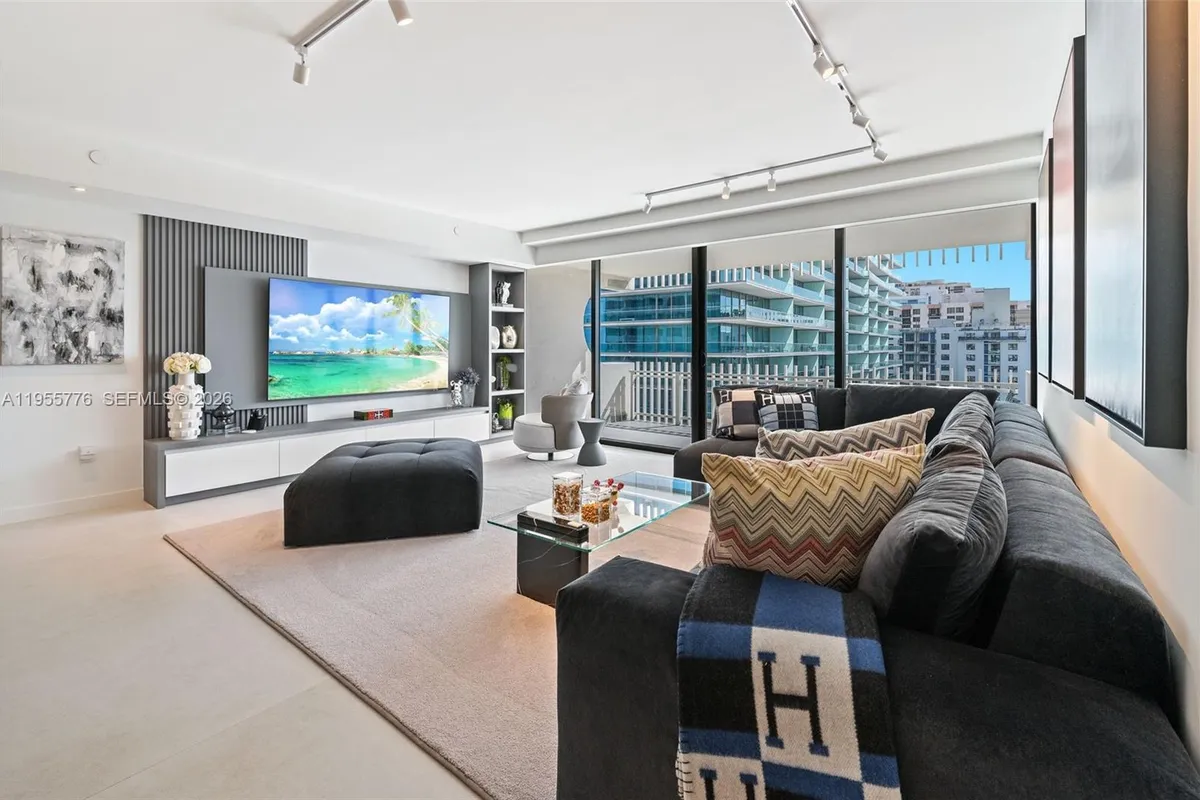 10205 Collins Ave # 1203, Bal Harbour FL 33154