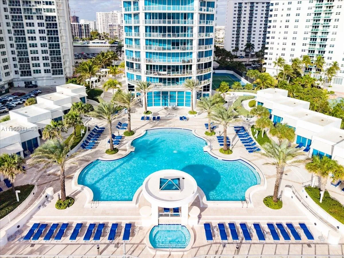 3101 S Ocean Dr # 3003, Hollywood FL 33019