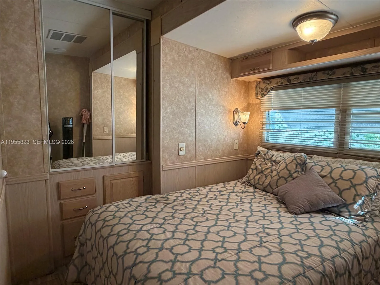 1361 Overseas Hwy G13, Marathon FL 33050