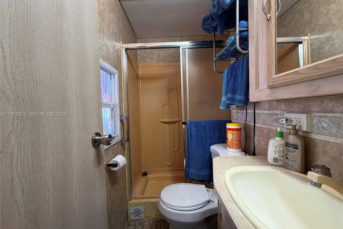 1361 Overseas Hwy G13, Marathon FL 33050