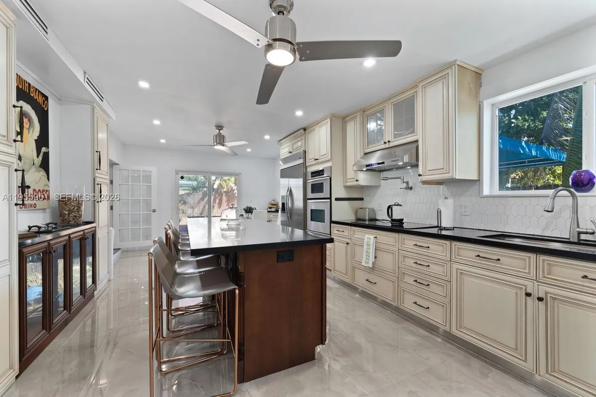 6423 SW 107th Pl, Miami FL 33173