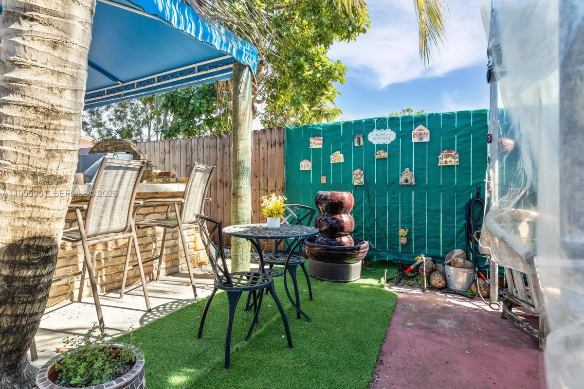 6423 SW 107th Pl, Miami FL 33173