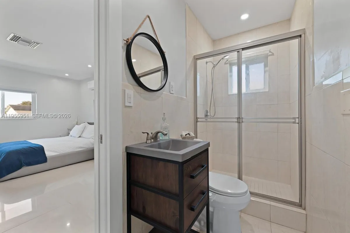 6423 SW 107th Pl, Miami FL 33173