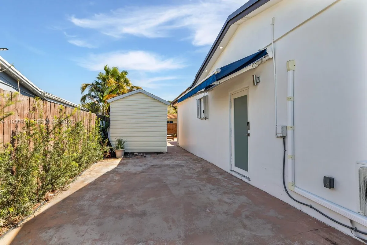 6423 SW 107th Pl, Miami FL 33173