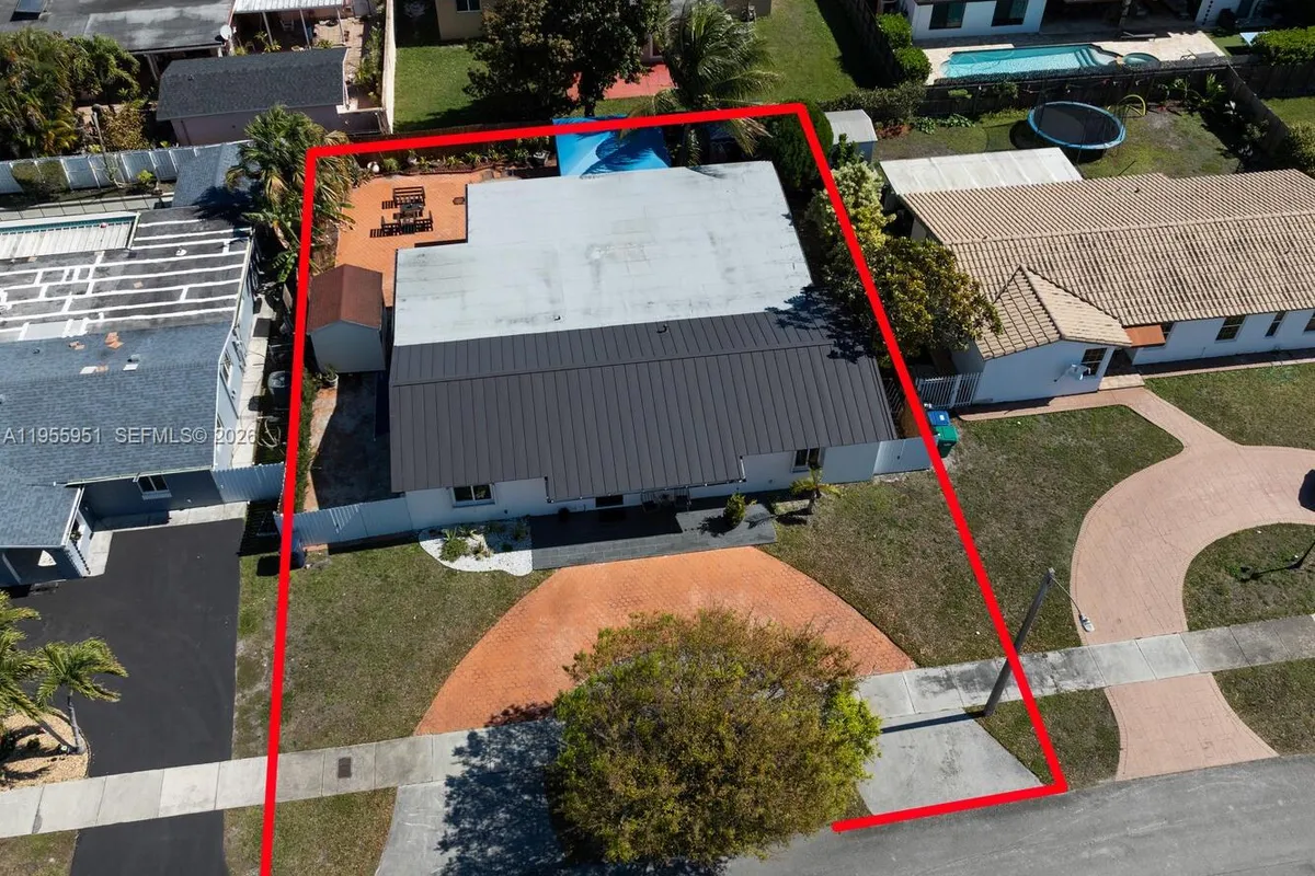 6423 SW 107th Pl, Miami FL 33173