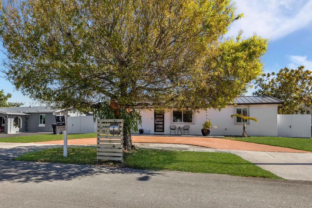 6423 SW 107th Pl, Miami FL 33173