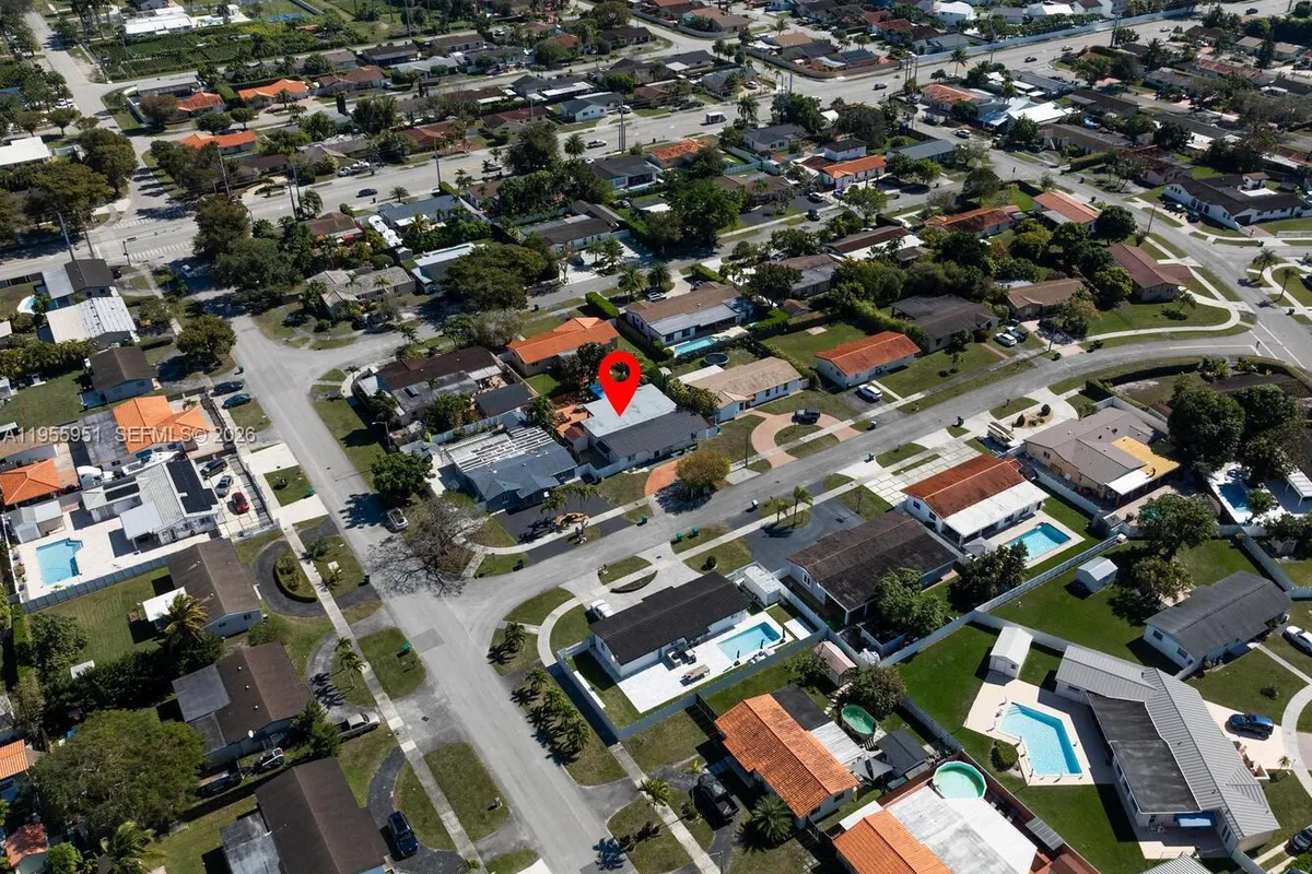 6423 SW 107th Pl, Miami FL 33173